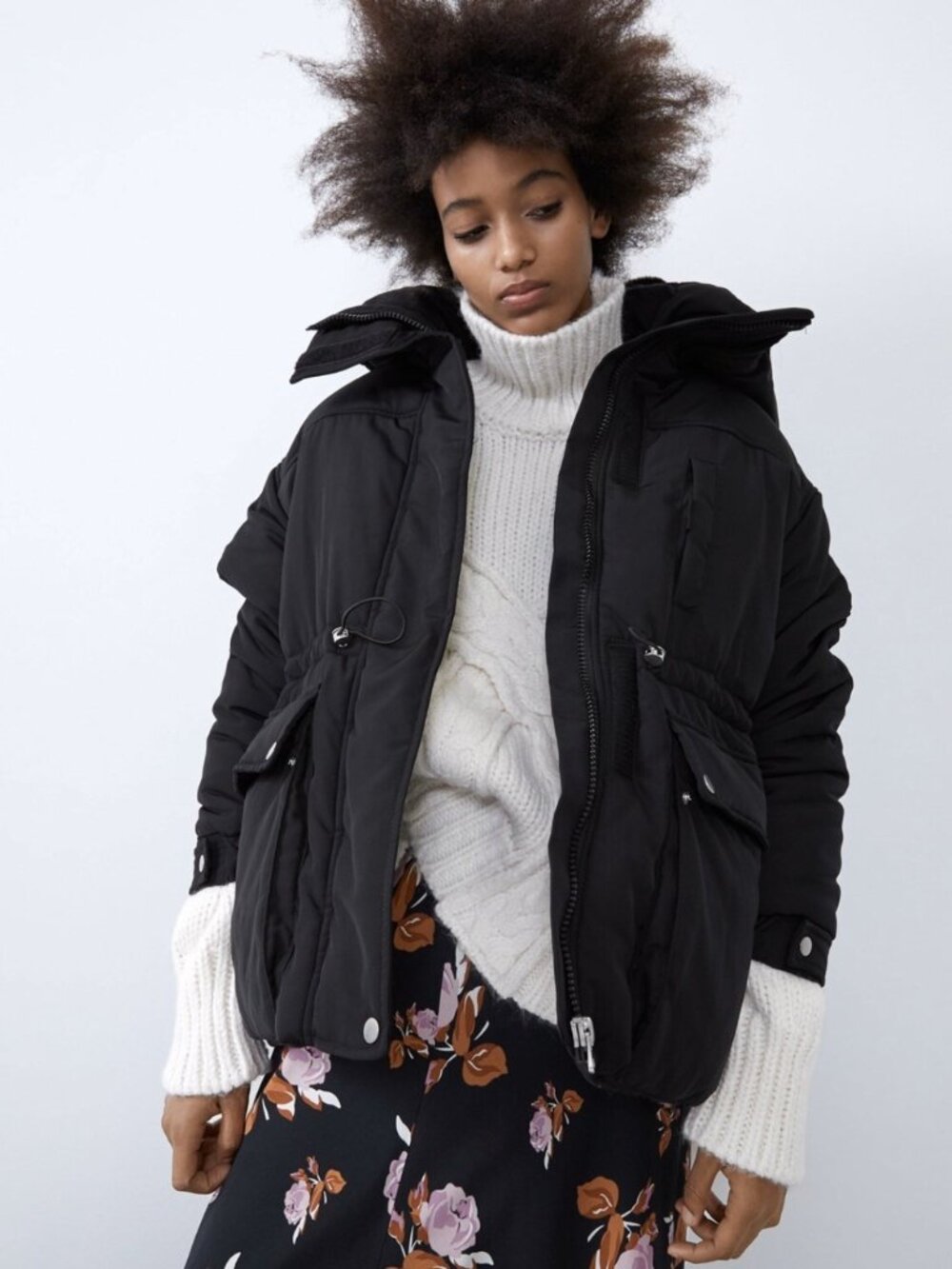 Black Zara hooded puffer jacket Size XS